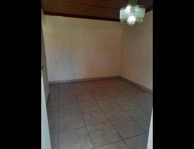 2 BEDROOM SEMI DETACHED TO LET IN CANESIDE